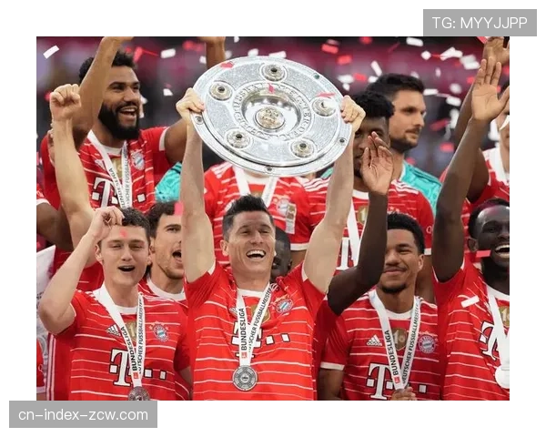 莱比锡主帅罗泽接受专访，谈球队在压迫与保持阵型间的平衡之道